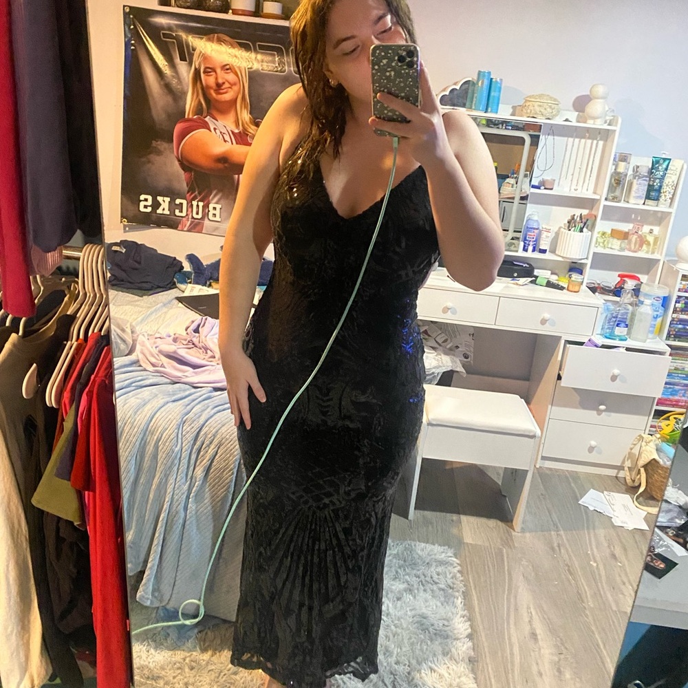 Elegant Black Sequin Dress